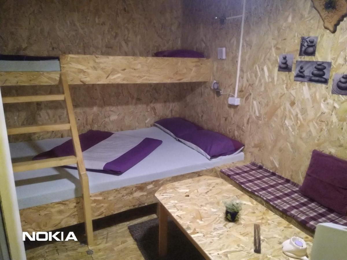 Tree House Apartment Visoko Luaran gambar